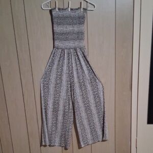 Stylish Gray Snakeskin PrintJumpsuit